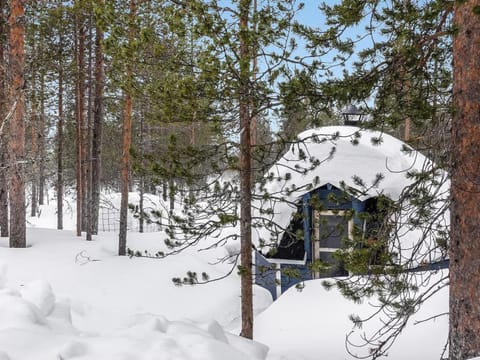 Holiday Home Sininen maja by Interhome House in Lapland
