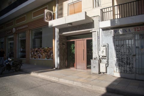 Acropolis view and 360 degrees Apartment in Athens