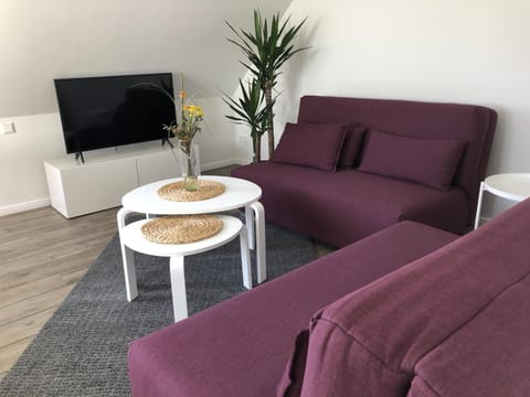 Living room, Photo of the whole room