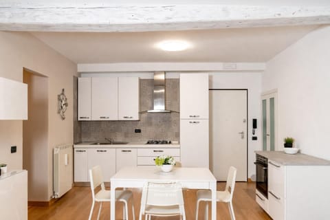 Feel at Home - NEL CUORE DI LOVERE Wohnung in Lovere