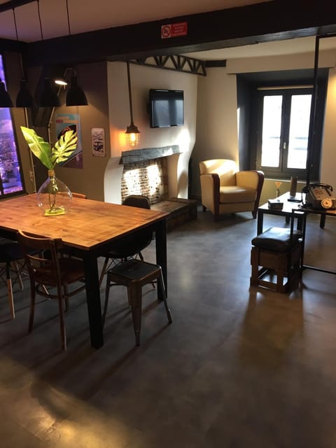 T3 duplex industriel hyper centre ville historique Apartment in Troyes