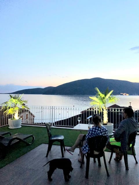 View (from property/room), Balcony/Terrace, Sea view