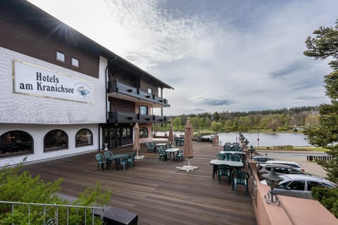 Property building, Natural landscape, View (from property/room), Balcony/Terrace, Lake view