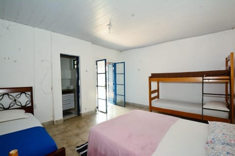 Bed, Photo of the whole room, Bedroom, bunk bed