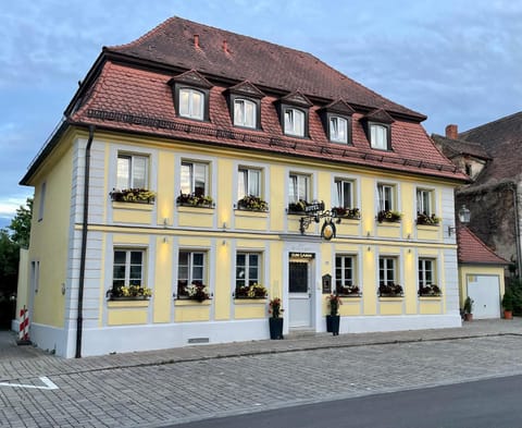 Hotel Zum Lamm Alojamiento y desayuno in Ansbach