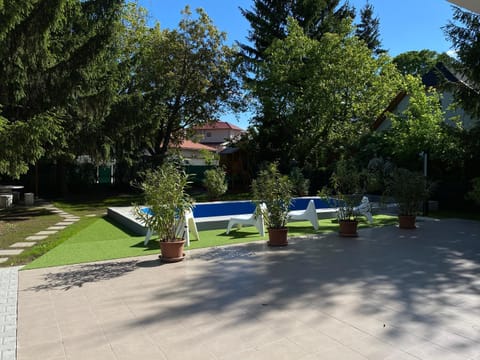 Patio, Garden, Swimming pool