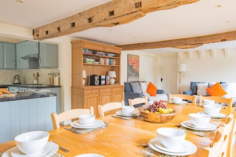 Great Higham Oast and Cottages by Bloom Stays Maison in Borough of Swale