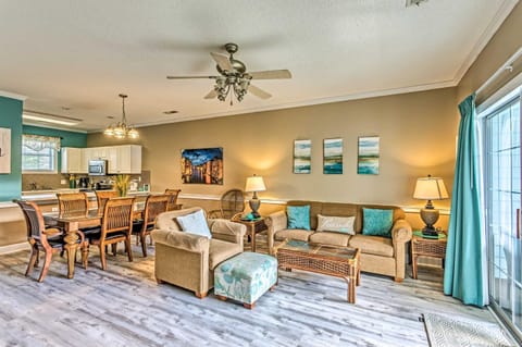 Myrtlewood Resort Condo with Games Less Than 2 Mi to Beach! Apartment in Carolina Forest