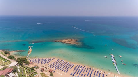 Bird's eye view, Beach