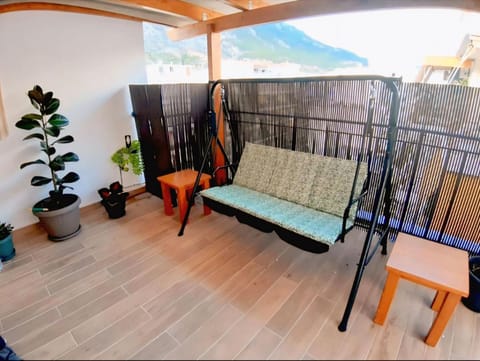 Central Apartment Near The beach with huge private terrace Apartment in Euboea