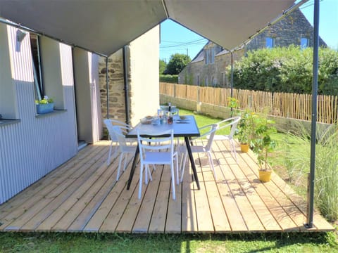 Patio, BBQ facilities