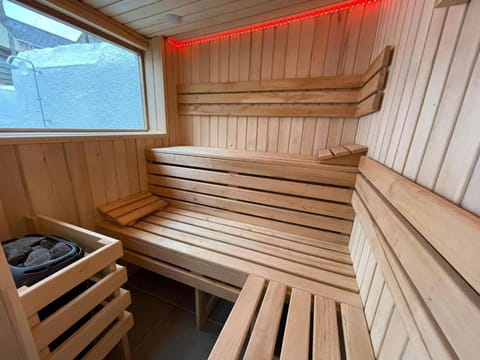 Snowdon Retreat Villa by Seaside Llandudno Villa in Llandudno