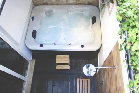 Hot Tub, Balcony/Terrace, Open Air Bath