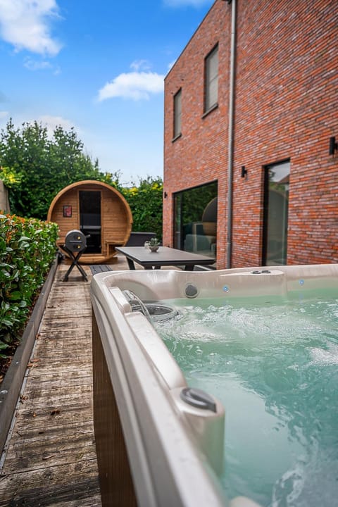 Hot Tub