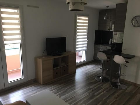 Studio au cœur de Théoule Condo in Mandelieu-La Napoule