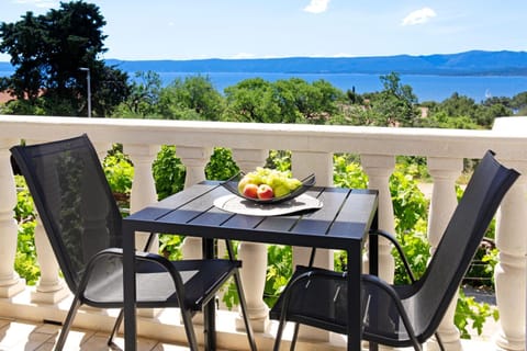 Natural landscape, Balcony/Terrace, Sea view