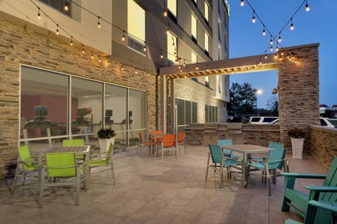 Home2 Suites By Hilton Norfolk Airport Hôtel in Norfolk