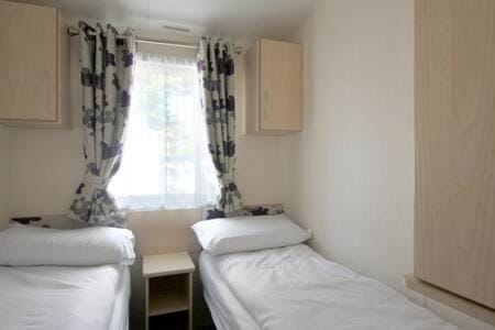 Edinburgh - Seton Sands - Rio Caravan - Pet Friendly House in Scotland