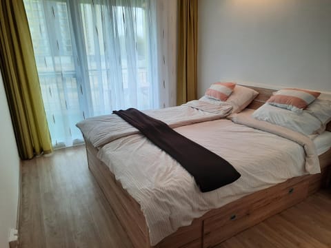 Napsugár Apartman Ezüstpart Apartment in Siófok