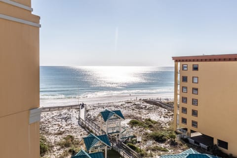 Azure Apartment in Okaloosa Island