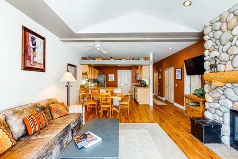 Wood River Condo Apartment in Ketchum