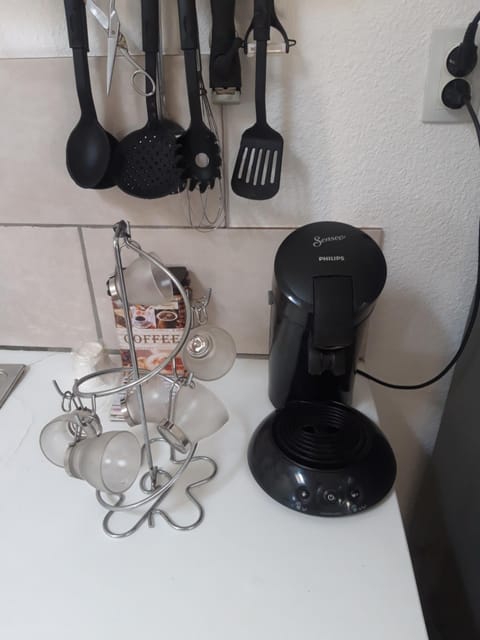 appartement f1 meublé 3 personnes Apartment in Provence-Alpes-Côte d'Azur