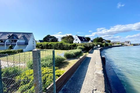 Joli duplex cocooning À 2 pas du port Apartamento in Arzon