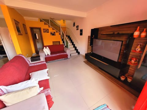 Communal lounge/ TV room, TV and multimedia, Living room, Seating area