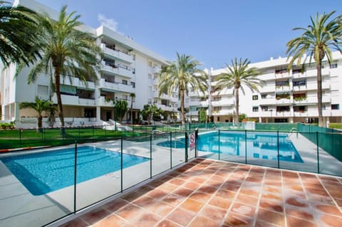 Pool view, Swimming pool