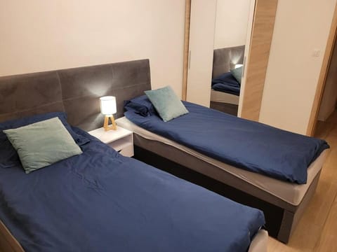 Przytulny apartament 65 w centrum Sczecina Apartment in Szczecin