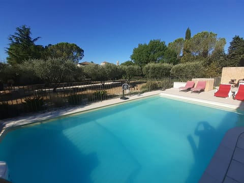 La Clastre location d'un studio avec piscine et clim près d'Uzès Location de vacances in Provence-Alpes-Côte d'Azur