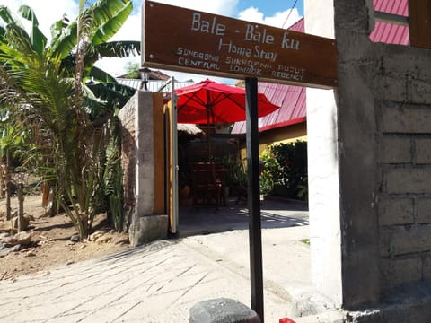 Bale Baleku Homestay Bed and Breakfast in Pujut