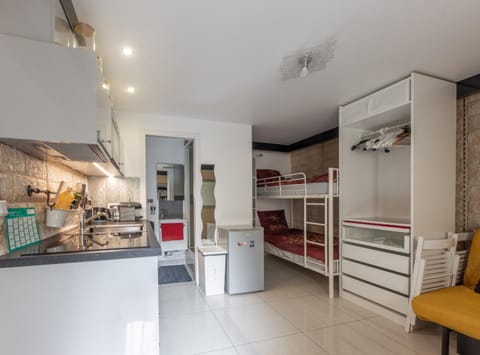 Studio a Paris et désinfection rigoureux du logis Apartment in Paris