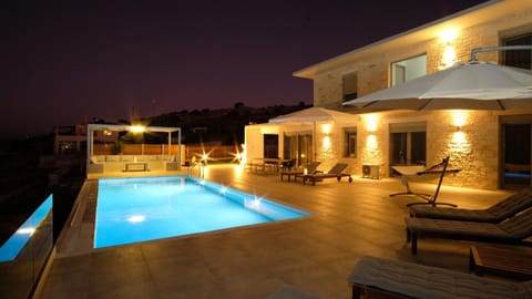 Property building, Night, Pool view, Swimming pool, Swimming pool