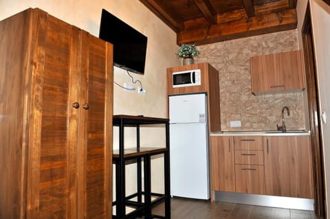 TV and multimedia, Kitchen or kitchenette