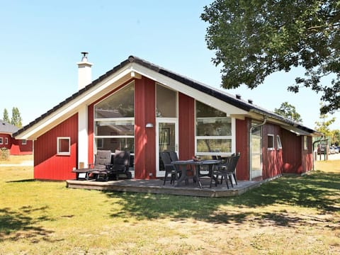 8 person holiday home in Gro enbrode House in Großenbrode