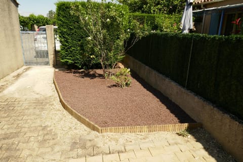 Chez Marielle House in L'Isle-sur-la-Sorgue