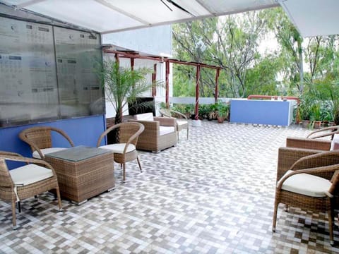Maplewood Guest House, Neeti Bagh, New Delhiit is a Boutiqu Guest House - Room 3 Bed and Breakfast in New Delhi