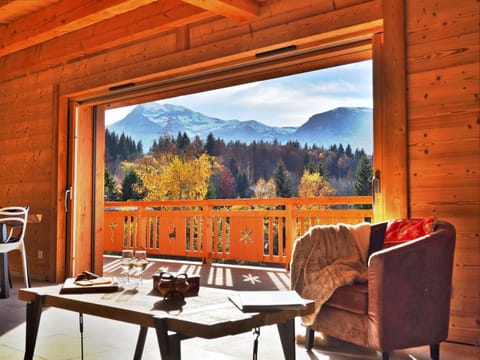 Natural landscape, Living room, Mountain view