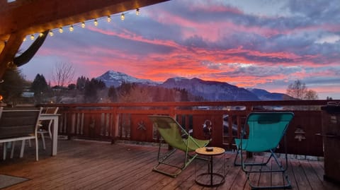 Chalet Arpitan 2 - view, sauna, wifi Grand massif Apartment in Arâches-la-Frasse