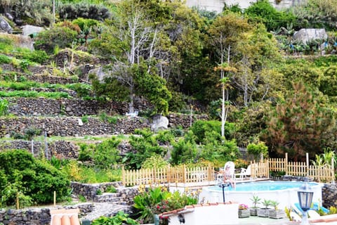 Garden, Balcony/Terrace, Sea view, Swimming pool