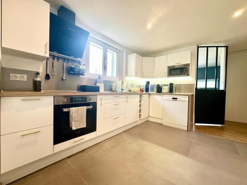 Cosy & Chill Appartements - 10 min de la mer - Jardin, Netflix, terrasse, fibre & parking Apartment in Cagnes-sur-Mer