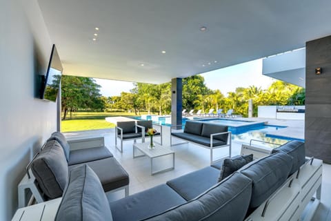 Modern Brand New Villa with Pool, Jacuzzi, Chef at Cocotal Golf & Country Club Villa in Punta Cana