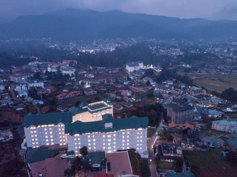 Property building, Natural landscape, Bird's eye view, City view, Mountain view