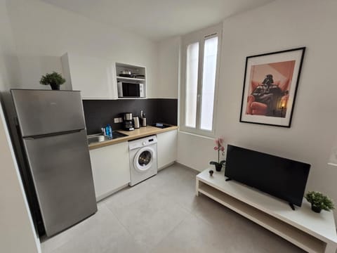 GregBnb - Studio 22m2 - Climatisé -10min Gare - 2 Apartment in Toulon