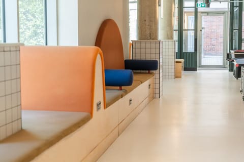 Communal lounge/ TV room, Lobby or reception