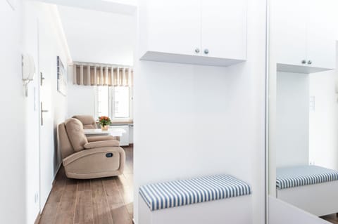 Other, Photo of the whole room, Seating area