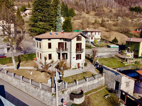 Villa il Maiale Bianco B&B Übernachtung mit Frühstück in Lugano