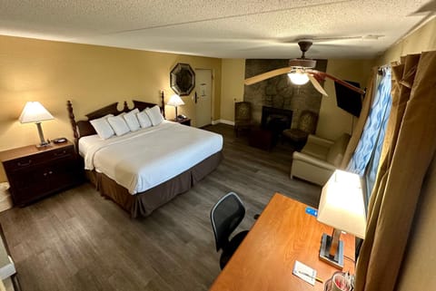 Days Inn & Suites by Wyndham Pigeon Forge Hotel in Pigeon Forge