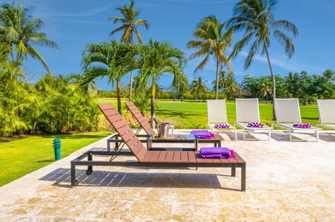 Luxury & Modern Villa with Pool at Cocotal Golf & Country Club Villa in Punta Cana